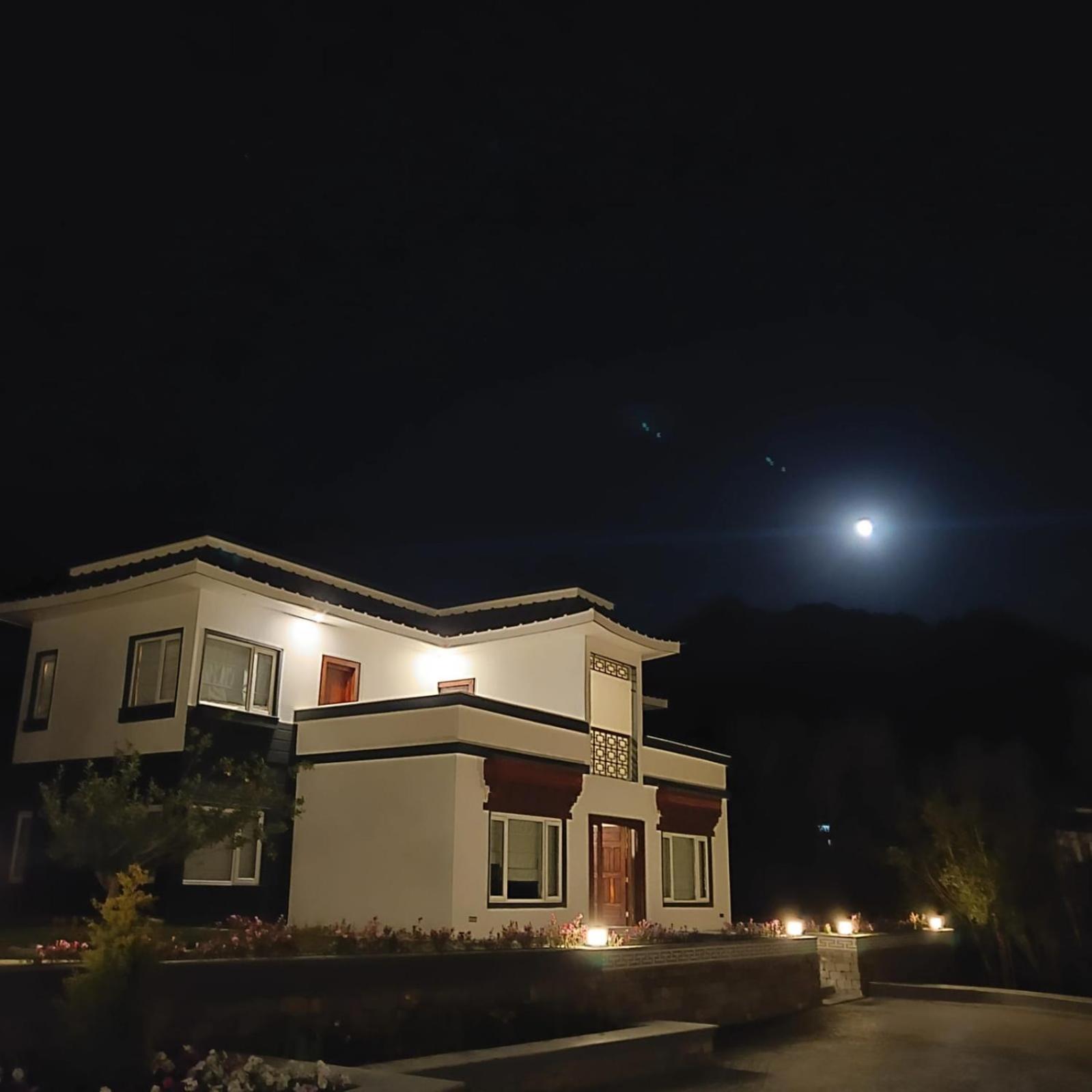 Angkasa Ladakh Resort Leh Buitenkant foto